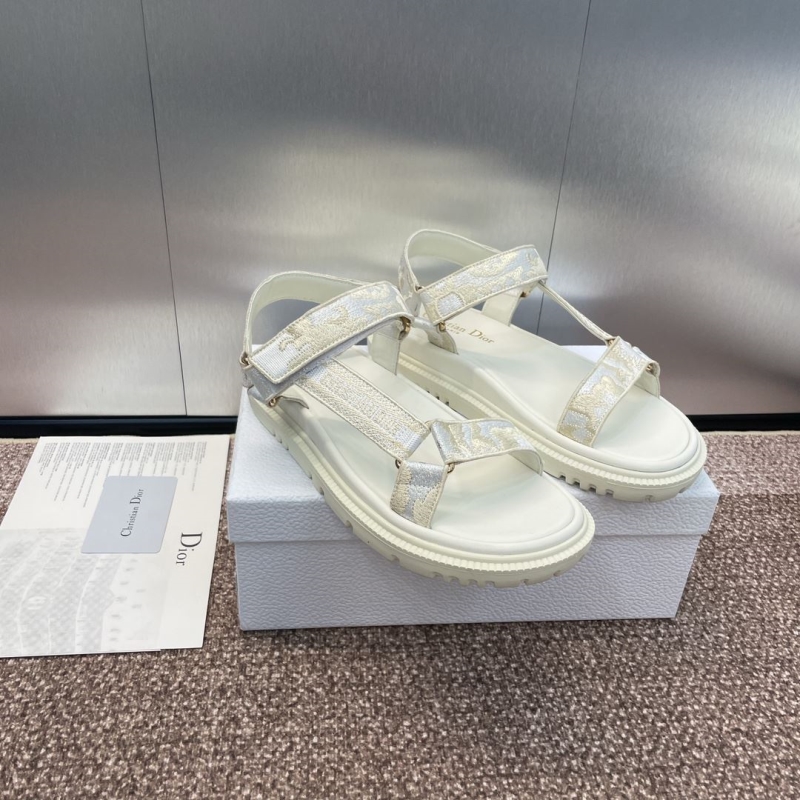 ch**an D*or sandals